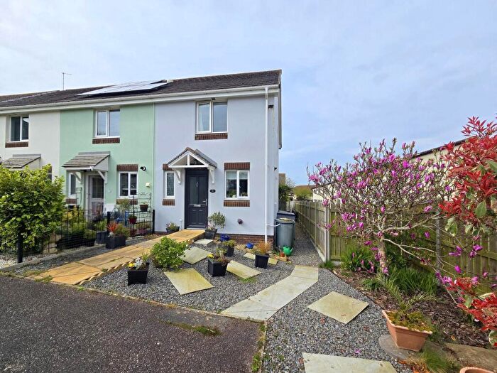 2 Bedroom End Of Terrace House For Sale In Shoreland Way, Westward Ho!, EX39