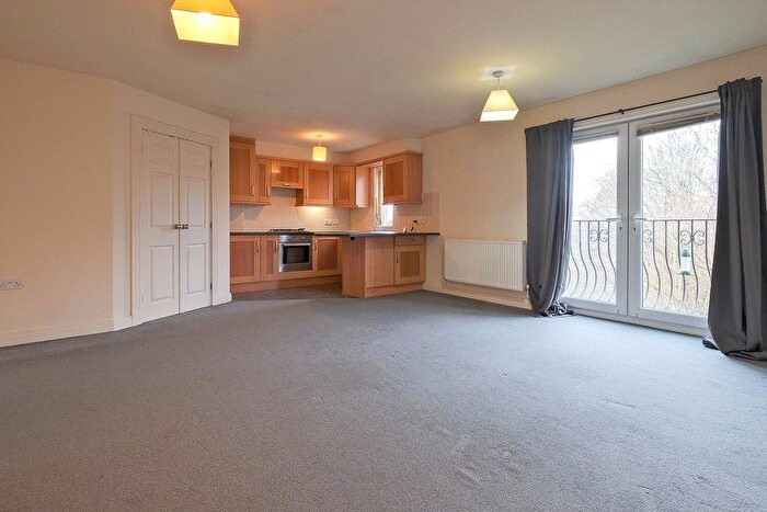 2 Bedroom Flat For Sale In Paddock Top Mews, Colne, Lancashire, BB8