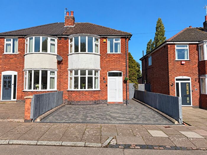3 Bedroom Semi-Detached House For Sale In Eastwood Road, Aylestone, LE2