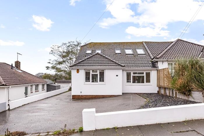 4 Bedroom Semi-Detached House To Rent In Donnington Road, Brighton, East Sussex, BN2