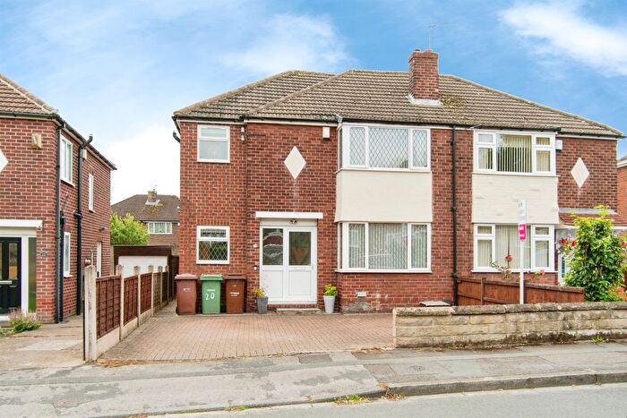 3 Bedroom Semi-Detached House For Sale In Lyon Road, Pontefract, WF8