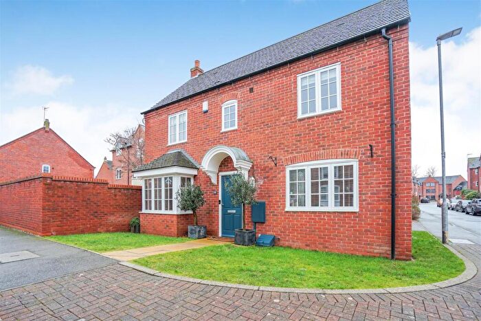 3 Bedroom Detached House For Sale In Pipistrelle Drive, Market Bosworth, CV13