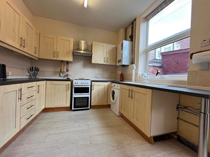 2 Bedroom Terraced House For Sale In Croft Street, Stalybridge, SK15