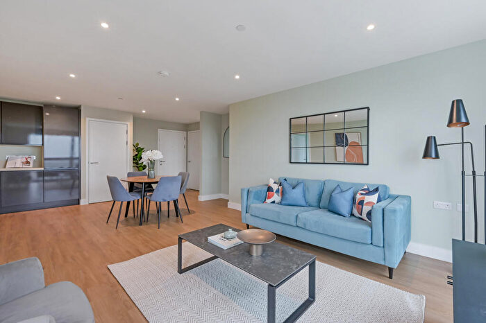 2 Bedroom Apartment To Rent In Enigma Square, Milton Keynes Milton Keynes, MK9