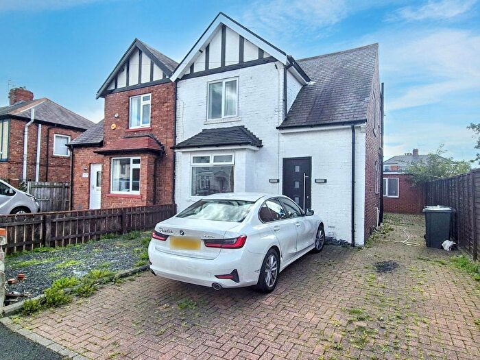 3 Bedroom Semi-Detached House For Sale In Ravensworth Terrace, Jarrow, NE32