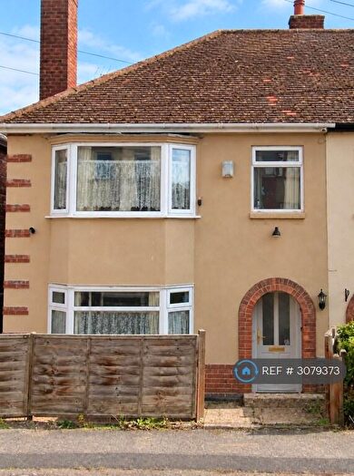 3 Bedroom End Of Terrace House To Rent In Silverwood Road, Kettering, NN15