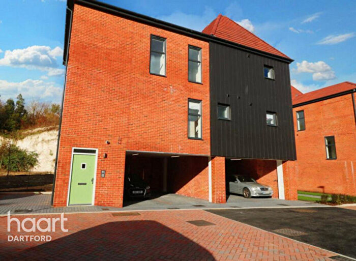 2 Bedroom Apartment To Rent In Brunton Bank, Western Cross, Ebbsfleet Valley, DA10