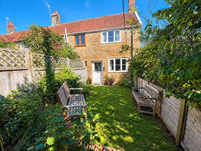 1 Bedroom Cottage For Sale In Beadon Lane, Merriott - Character Cottage, TA16