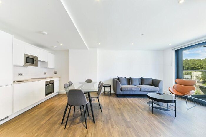 2 Bedroom Apartment To Rent In Hawkins & George, Bristol Bristol, BS1