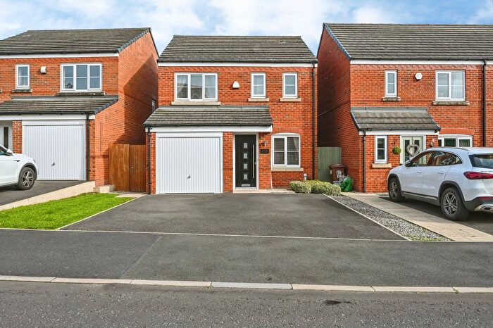 3 Bedroom Detached House For Sale In Peninsula Drive, Newton-Le-Willows, Merseyside, WA12
