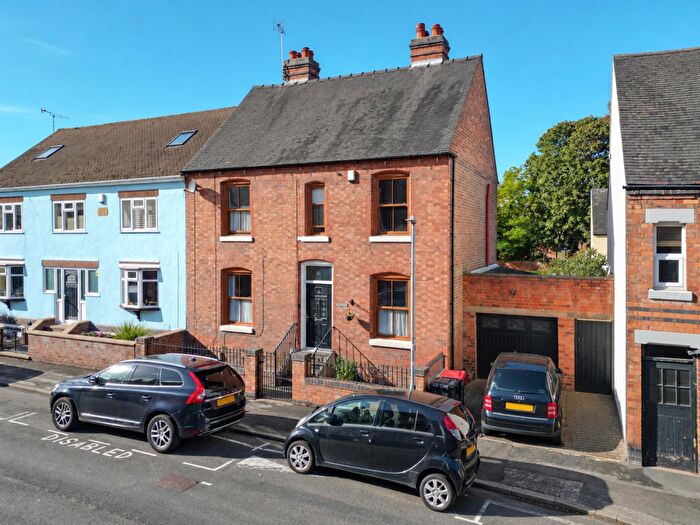 5 Bedroom House For Sale In Stafford Street, Atherstone, CV9