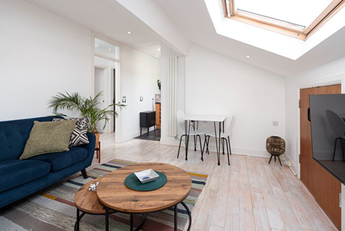 2 Bedroom Apartment For Sale In Bedford Street South, Georgian Quarter, L7