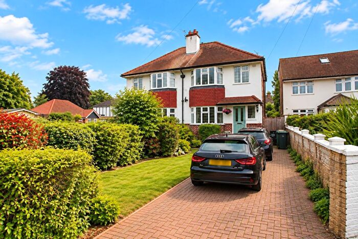 3 Bedroom Semi-Detached House For Sale In Laleham Road, Staines-Upon-Thames, TW18