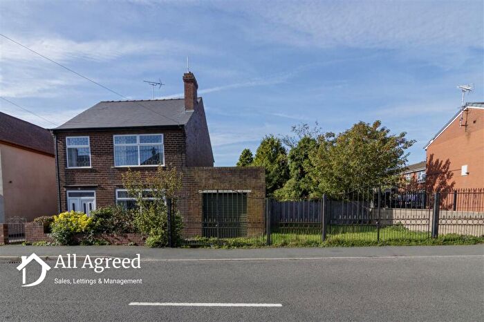 3 Bedroom Detached House For Sale In Waingroves Road, Ripley, DE5