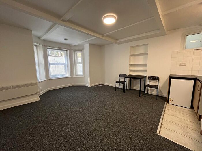 Studio To Rent In Westwood Road, Southampton, SO17