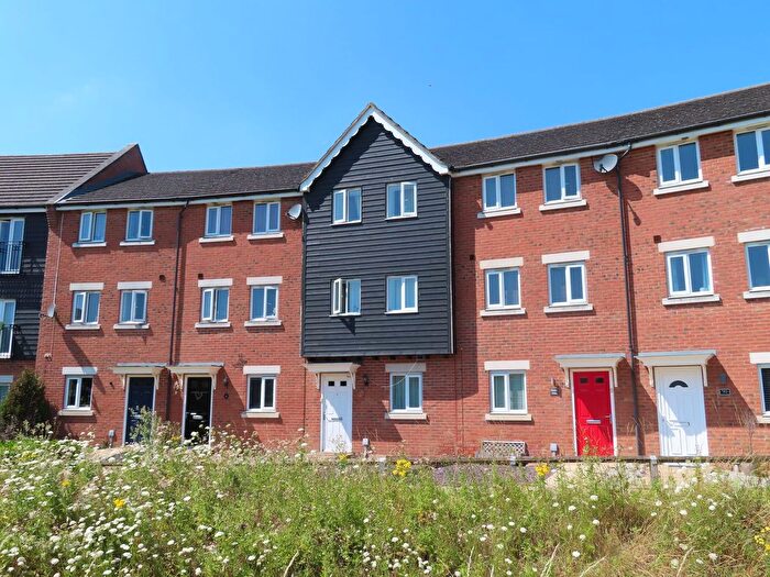 3 Bedroom Property To Rent In Phoenix Way, Stowmarket, IP14