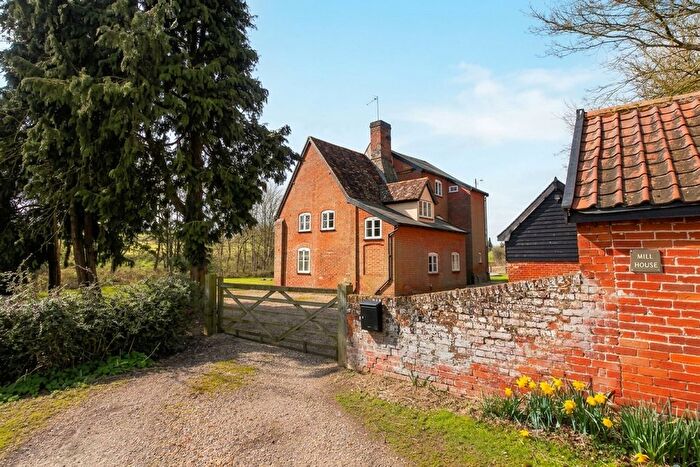 4 Bedroom Detached House To Rent In Dairy Road, Semer, IP7