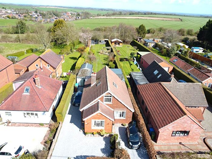 4 Bedroom Detached Bungalow For Sale In New Village Road, Little Weighton, Cottingham, HU20