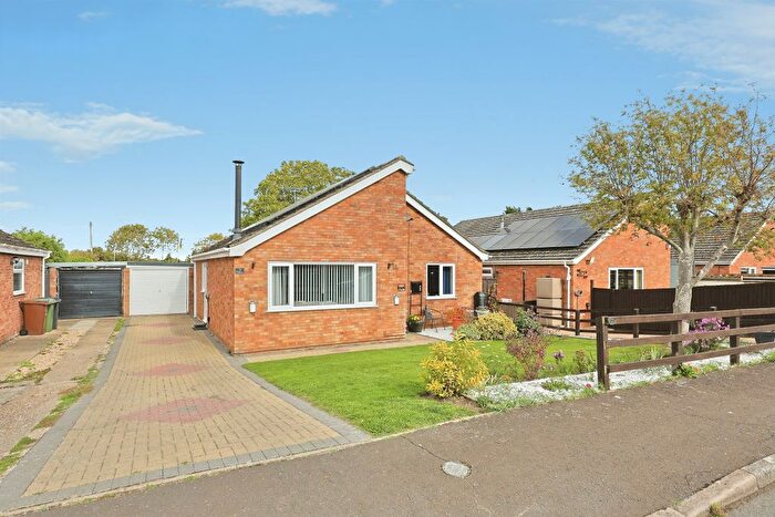 2 Bedroom Detached Bungalow For Sale In Walnut Close, Foulden, IP26