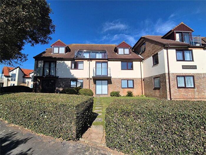 2 Bedroom Flat To Rent In Marine Drive East, Barton On Sea, BH25