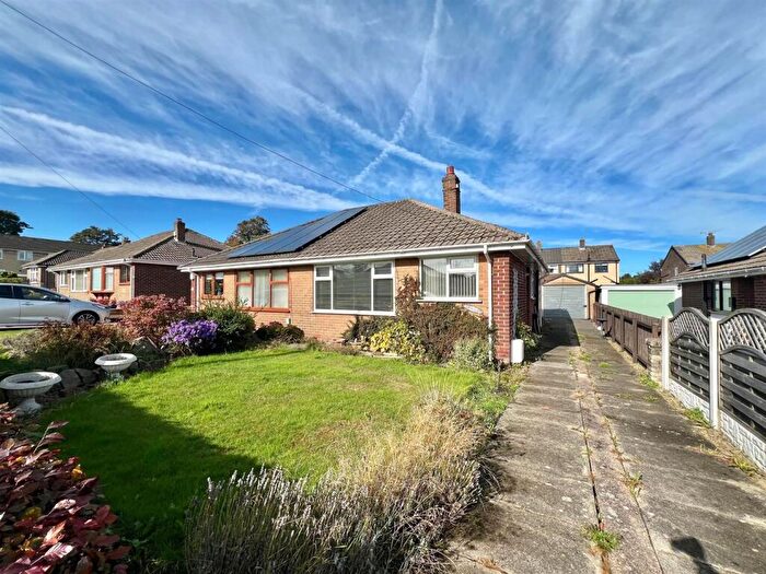 2 Bedroom Semi-Detached Bungalow For Sale In Moor Lane, Huddersfield, HD4