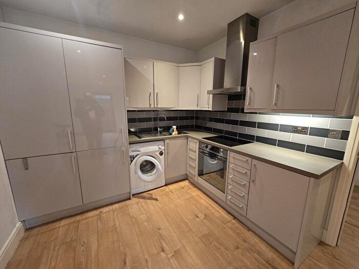 1 Bedroom Flat To Rent In Woburn House, High Street, Addlestone, Surrey, KT15
