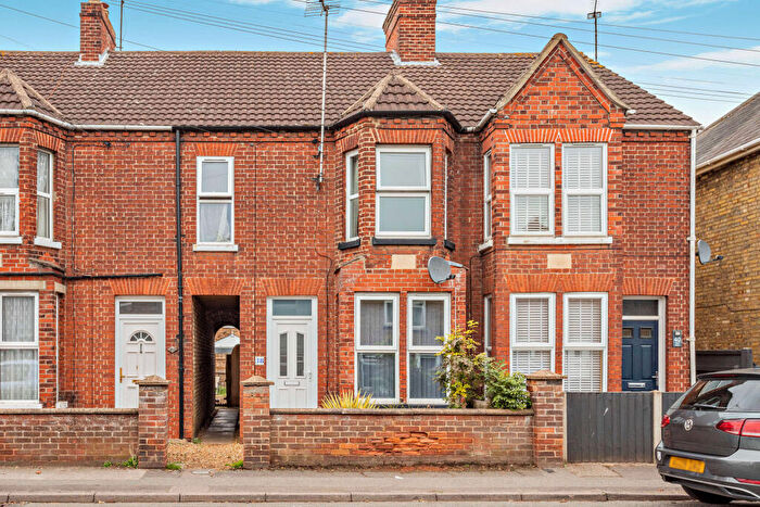 3 Bedroom Terraced House For Sale In St Peters Road, March, PE15