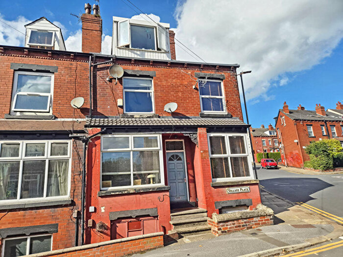 4 Bedroom Terraced House For Sale In Village Place, Leeds, LS4