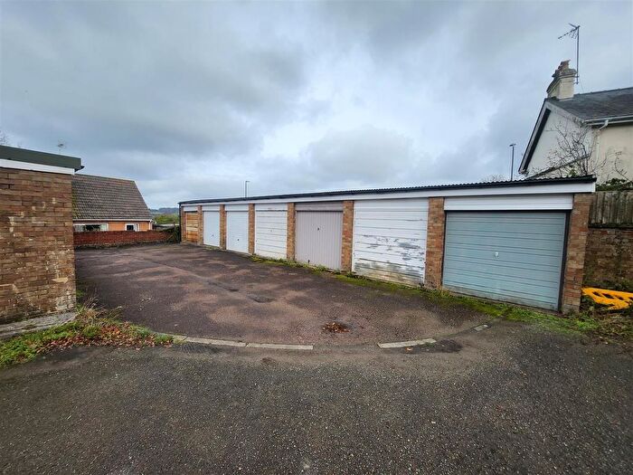 Property To Rent In The Links, Coleford, GL16