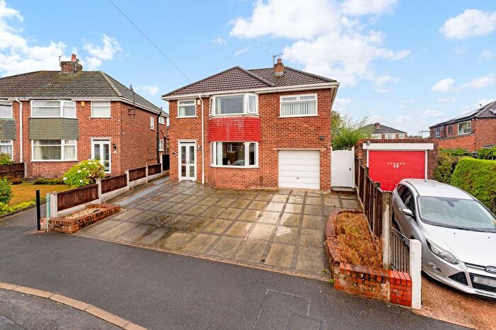 3 Bedroom Detached House For Sale In Coronation Road, Runcorn, WA7