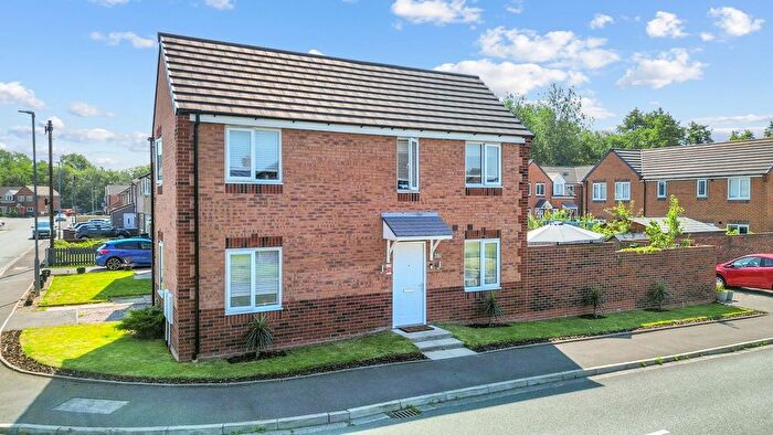 3 Bedroom End Of Terrace House For Sale In Portland Way, St. Helens, WA9