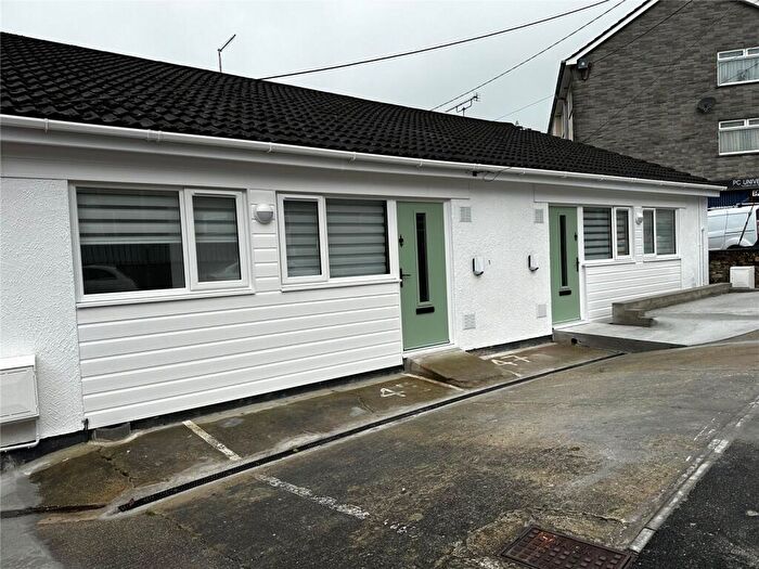 1 Bedroom Bungalow To Rent In Eliot Road, St Austell, Cornwall, PL25