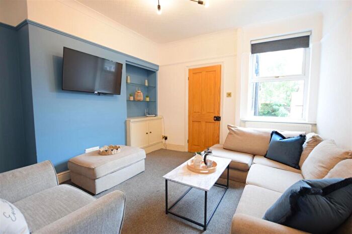 4 Bedroom Terraced House To Rent In / - Cecil Street - Student House, LN1
