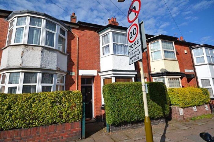 5 Bedroom Terraced House To Rent In Landseer Road, Leicester, LE2
