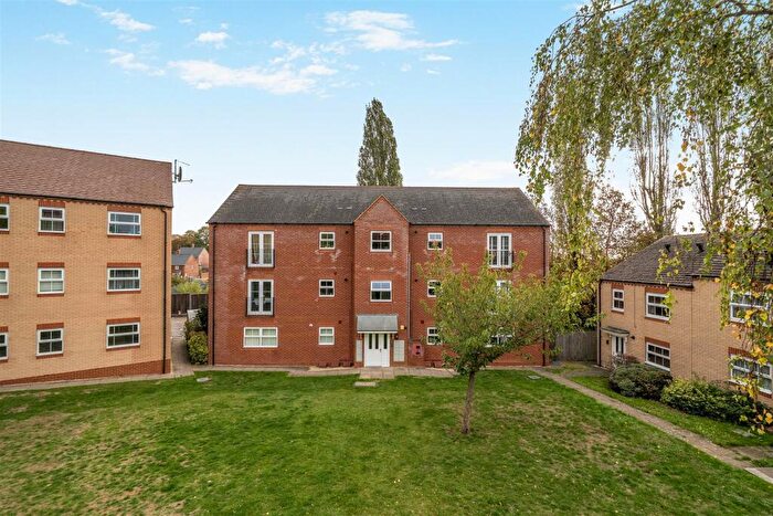 1 Bedroom Apartment For Sale In Walkers Way, Roade, NN7