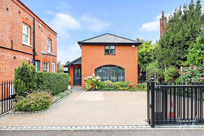3 Bedroom Detached House For Sale In Church Hill, Epping, CM16