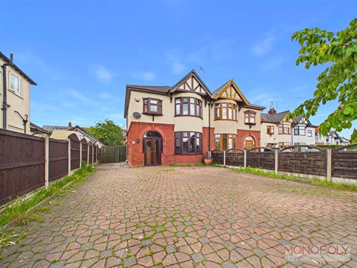 3 Bedroom Semi-Detached House For Sale In Wrexham Road, Rhostyllen, LL14