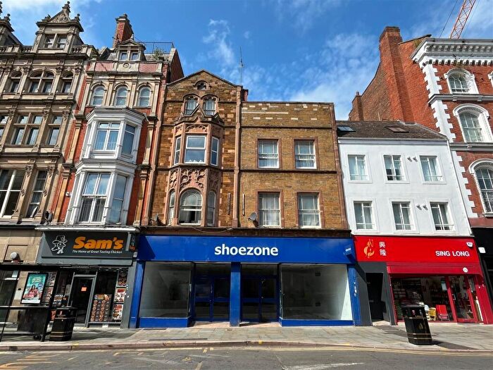 2 Bedroom Flat To Rent In College Street, Town Centre, Northampton, NN1