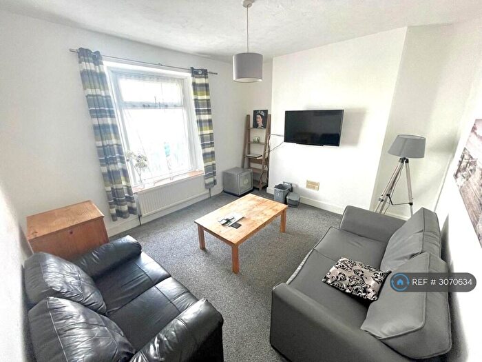4 Bedroom Terraced House To Rent In Nelson St, Plymouth, PL4