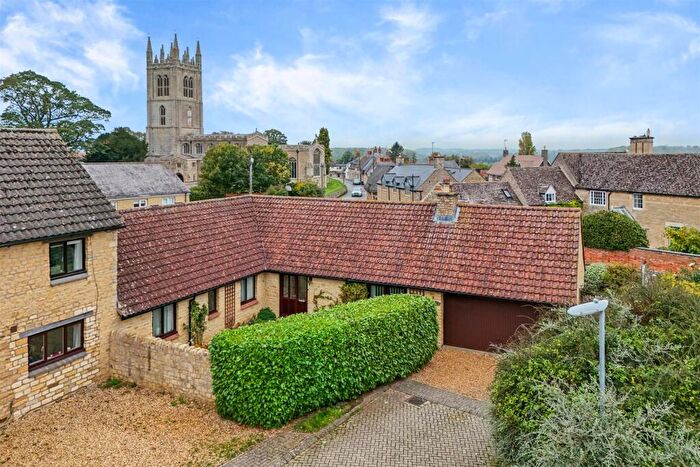 3 Bedroom Semi-Detached Bungalow For Sale In Manor Farm Court, Titchmarsh, NN14
