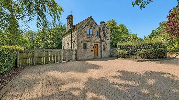 2 Bedroom Flat To Rent In Hornbeam Park Avenue, Harrogate, HG2