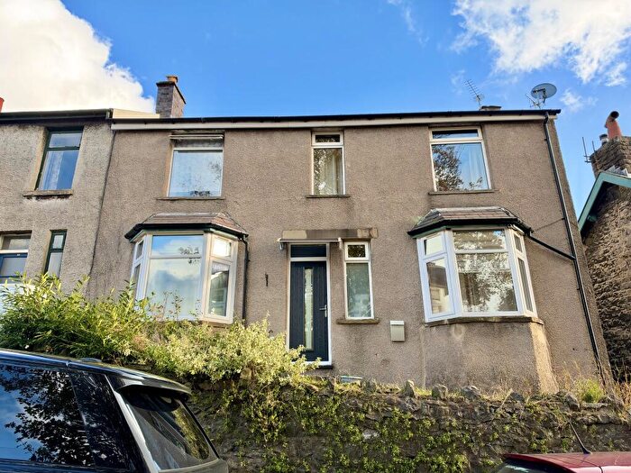 4 Bedroom Terraced House To Rent In Nunsfield Road, Buxton, SK17