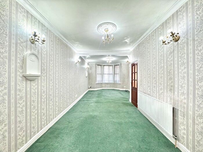 4 Bedroom Terraced House To Rent In Grosvenor Road, Southall, Middlesex, UB2