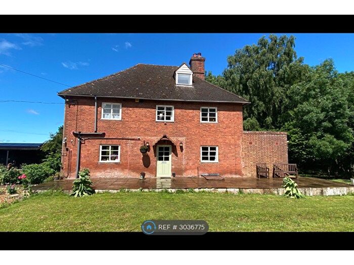 5 Bedroom Detached House To Rent In Tower Hill Lane, St. Albans, AL4