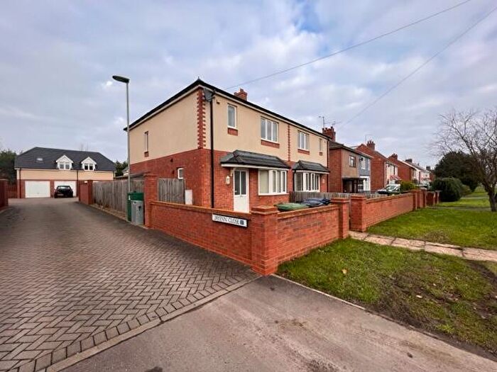 3 Bedroom House To Rent In Broadway, Yaxley, Peterborough, Cambridgeshire, PE7