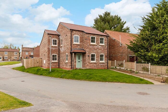 4 Bedroom Detached House For Sale In North Street, Barmby-On-The-Marsh, Goole, East Riding Of Yorkshire, DN14