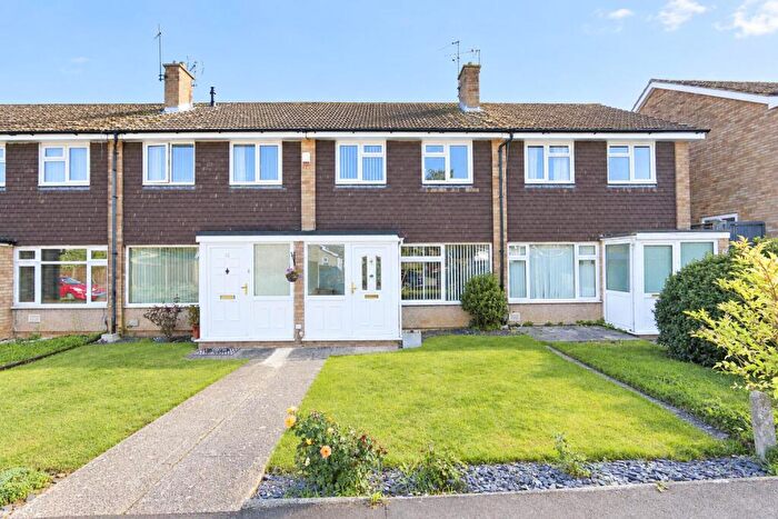 3 Bedroom Terraced House For Sale In Bury Road, Shefford, SG17