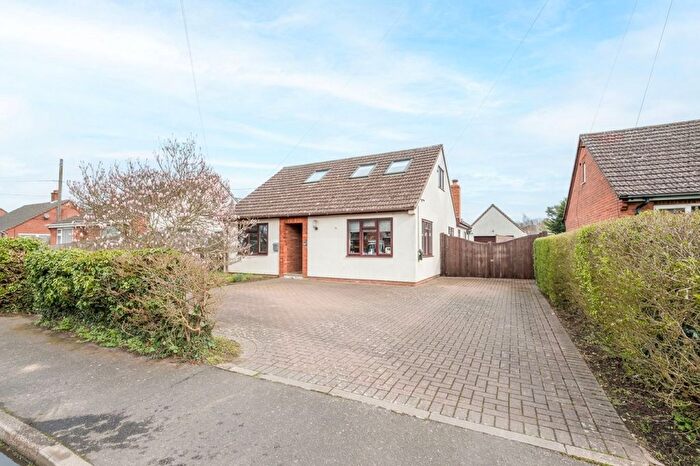4 Bedroom Detached Bungalow For Sale In Southfield Drive, Leiston, IP16