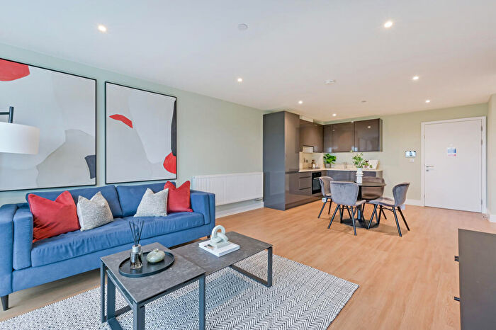 1 Bedroom Apartment To Rent In Enigma Square, Milton Keynes Milton Keynes, MK9
