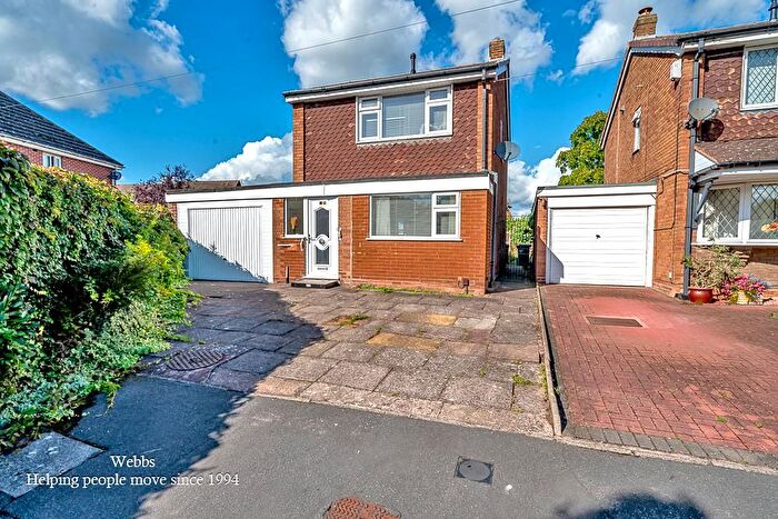 3 Bedroom Detached House For Sale In Saredon Close, Pelsall, Walsall, WS3